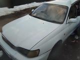 Toyota Carina E 1996 года за 80 000 тг. в Алматы – фото 2