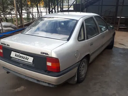 Opel Vectra 1990 года за 550 000 тг. в Атырау – фото 2