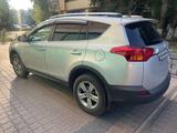 Toyota RAV4 2015 года за 11 600 000 тг. в Павлодар