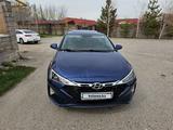 Hyundai Elantra 2019 года за 9 600 000 тг. в Алматы – фото 2