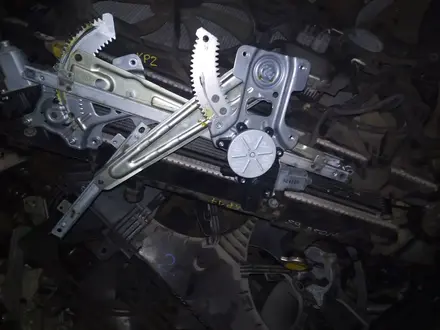 Стеклоподъёмник за 8 000 тг. в Алматы