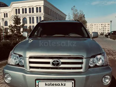 Toyota Highlander 2003 года за 7 100 000 тг. в Актау – фото 2