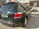 Toyota Highlander 2011 года за 12 600 000 тг. в Костанай – фото 4