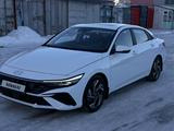 Hyundai Elantra 2024 года за 8 800 000 тг. в Караганда – фото 2