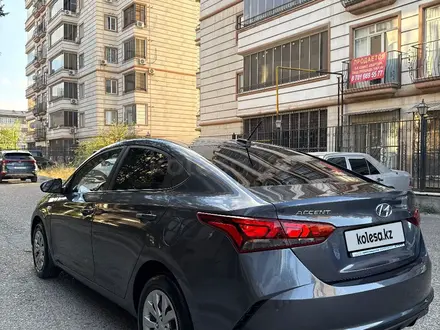 Hyundai Accent 2023 года за 8 000 000 тг. в Шымкент – фото 3