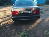 Mercedes-Benz E 200 1996 года за 1 600 000 тг. в Павлодар – фото 3