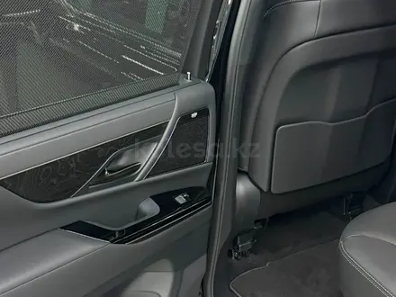 Lexus LX 700h VIP 2026 года за 105 000 000 тг. в Алматы – фото 39