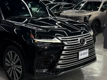 Lexus LX 700h VIP 2026 года за 105 000 000 тг. в Алматы – фото 6