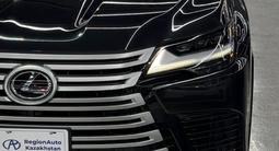 Lexus LX 700h VIP 2026 годаүшін105 000 000 тг. в Алматы – фото 4
