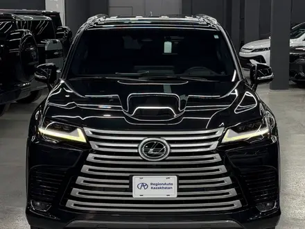 Lexus LX 700h VIP 2026 года за 105 000 000 тг. в Алматы – фото 2