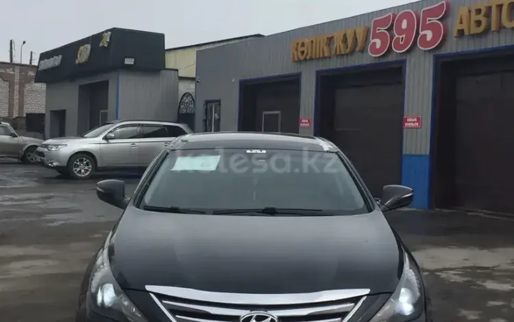 Hyundai Sonata 2014 года за 3 700 000 тг. в Семей