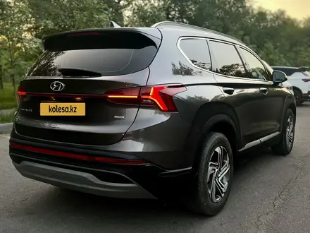 Hyundai Santa Fe 2023 года за 14 500 000 тг. в Алматы – фото 17