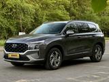 Hyundai Santa Fe 2023 года за 14 500 000 тг. в Алматы – фото 2