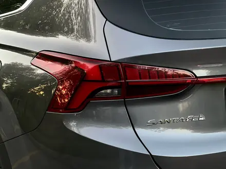 Hyundai Santa Fe 2023 года за 14 500 000 тг. в Алматы – фото 8