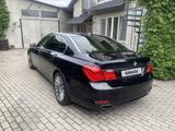 BMW 750 2009 года за 9 700 000 тг. в Алматы – фото 4