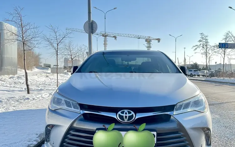 Toyota Camry 2017 года за 12 200 000 тг. в Астана