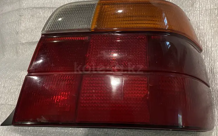 Фонарь бмв Е36compact за 9 000 тг. в Астана