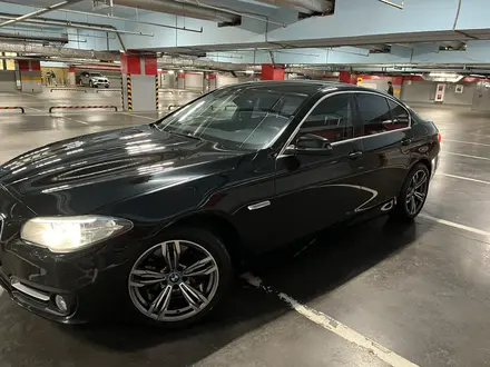 BMW 520 2014 года за 13 300 000 тг. в Астана – фото 2