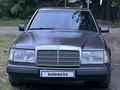 Mercedes-Benz E 230 1992 года за 1 850 000 тг. в Талдыкорган – фото 2
