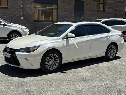 Toyota Camry 2015 года за 7 500 000 тг. в Жанаозен