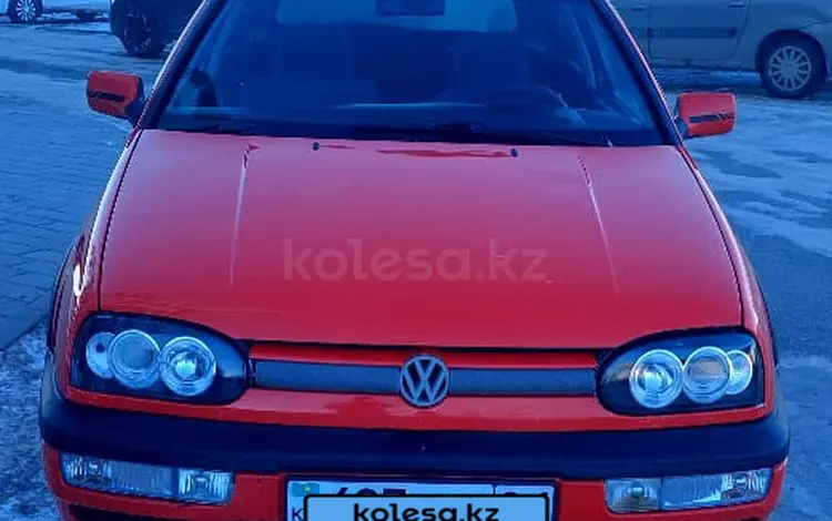 Volkswagen Golf 1995 годаfor2 350 000 тг. в Астана