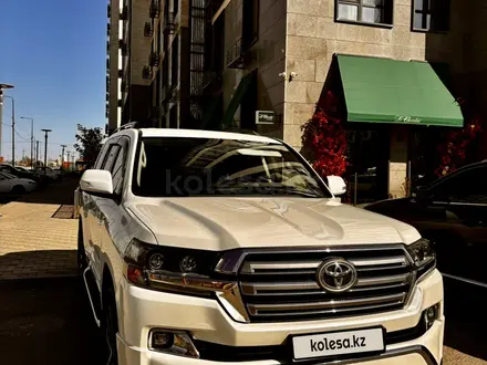 Toyota Land Cruiser 2018 года за 30 450 000 тг. в Атырау – фото 2