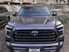 Toyota Sequoia, 2022