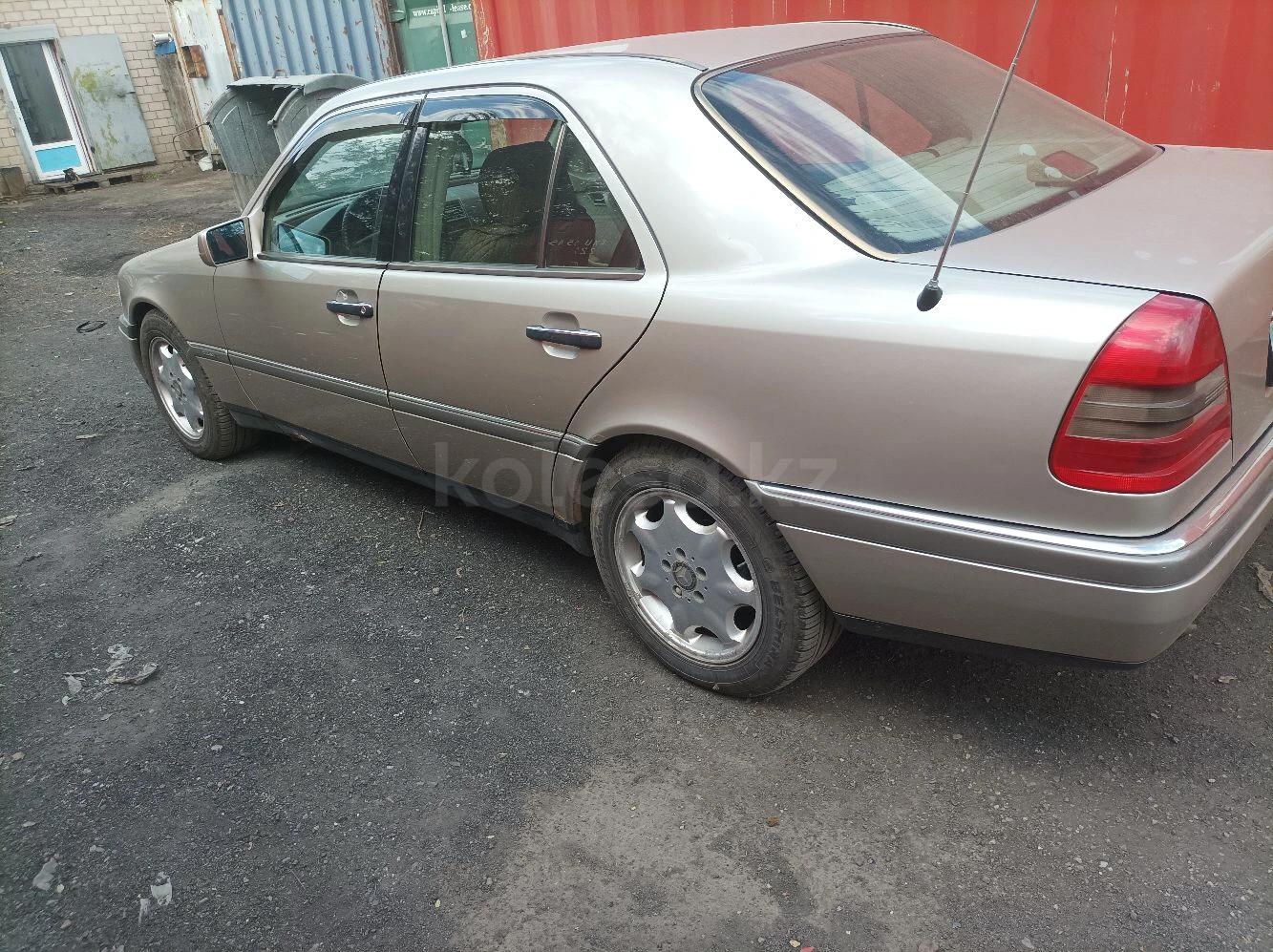 Mercedes-Benz C 200 1994 г.