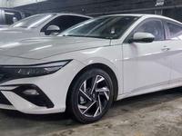 Hyundai Elantra 2024 годаүшін8 800 000 тг. в Алматы