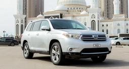 Toyota Highlander 2012 года за 8 900 000 тг. в Караганда – фото 2