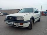 Volkswagen Vento 1994 года за 900 000 тг. в Алматы