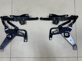 Петли капота BMW X5 F15 X6 F16 за 23 000 тг. в Алматы – фото 2