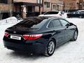 Toyota Camry 2015 годаfor9 800 000 тг. в Актобе – фото 5