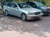 Mercedes-Benz C 200 2002 годаүшін3 500 000 тг. в Астана – фото 2