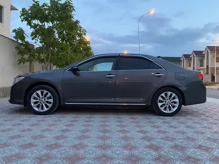 Toyota Camry 2013 года за 10 000 000 тг. в Актау