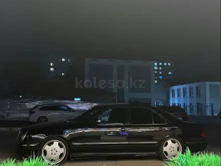 Mercedes-Benz E 430 2001 года за 4 200 000 тг. в Актау – фото 2