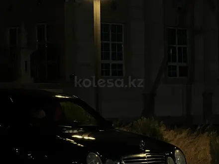 Mercedes-Benz E 430 2001 года за 4 200 000 тг. в Актау – фото 17