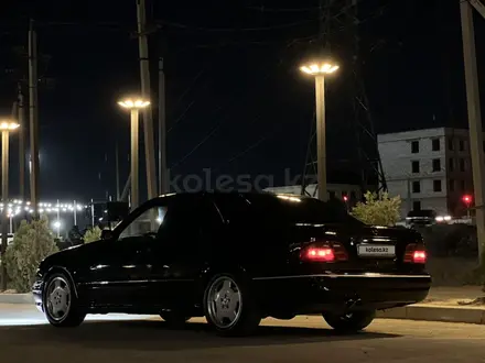 Mercedes-Benz E 430 2001 года за 4 200 000 тг. в Актау – фото 16