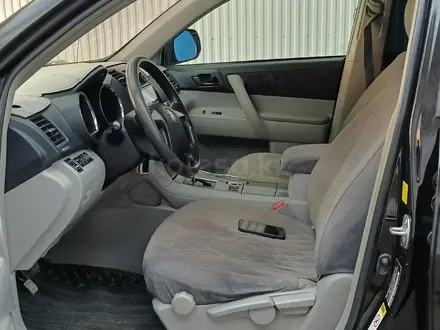 Toyota Highlander 2011 года за 7 960 050 тг. в Актобе – фото 8