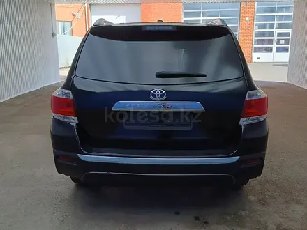 Toyota Highlander 2011 года за 7 960 050 тг. в Актобе – фото 5