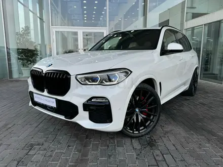 BMW X5 2021 года за 39 000 000 тг. в Алматы