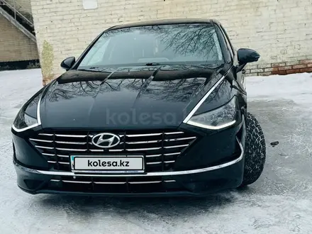 Hyundai Sonata 2022 года за 12 200 000 тг. в Усть-Каменогорск