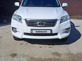 Toyota RAV4 2012 года за 6 700 000 тг. в Атырау – фото 2