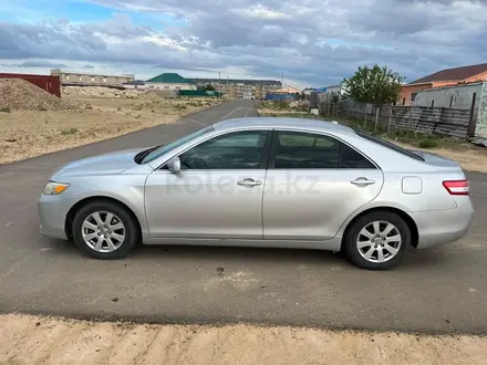 Toyota Camry 2010 года за 6 000 000 тг. в Кульсары – фото 6