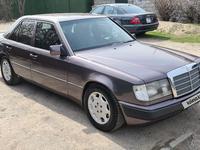 Mercedes-Benz E 230 1992 года за 2 200 000 тг. в Алматы