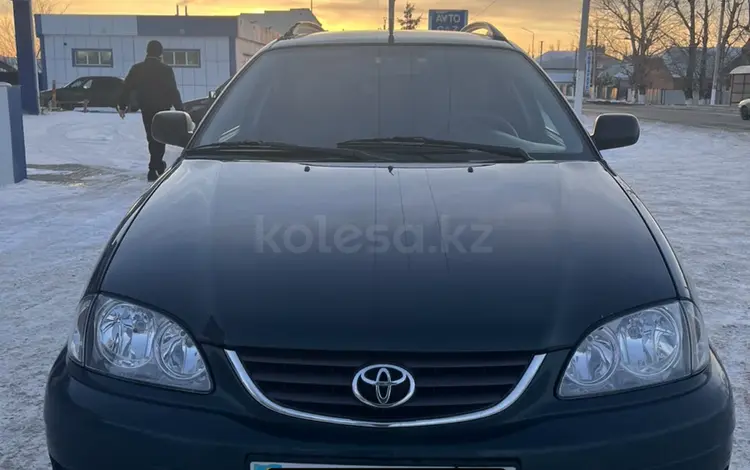 Toyota Avensis 2000 годаfor3 500 000 тг. в Актобе