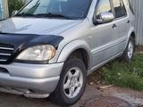Mercedes-Benz ML 320 1999 годаүшін3 200 000 тг. в Усть-Каменогорск – фото 5
