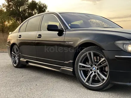 BMW 760 2003 года за 6 500 000 тг. в Алматы – фото 9