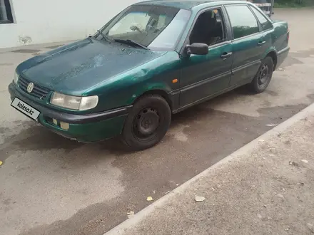 Volkswagen Passat 1996 года за 600 000 тг. в Алматы – фото 6
