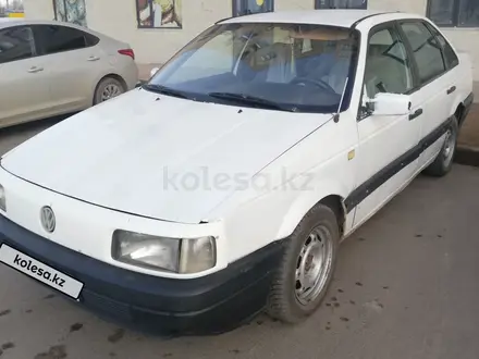 Volkswagen Passat 1993 года за 700 000 тг. в Астана – фото 3